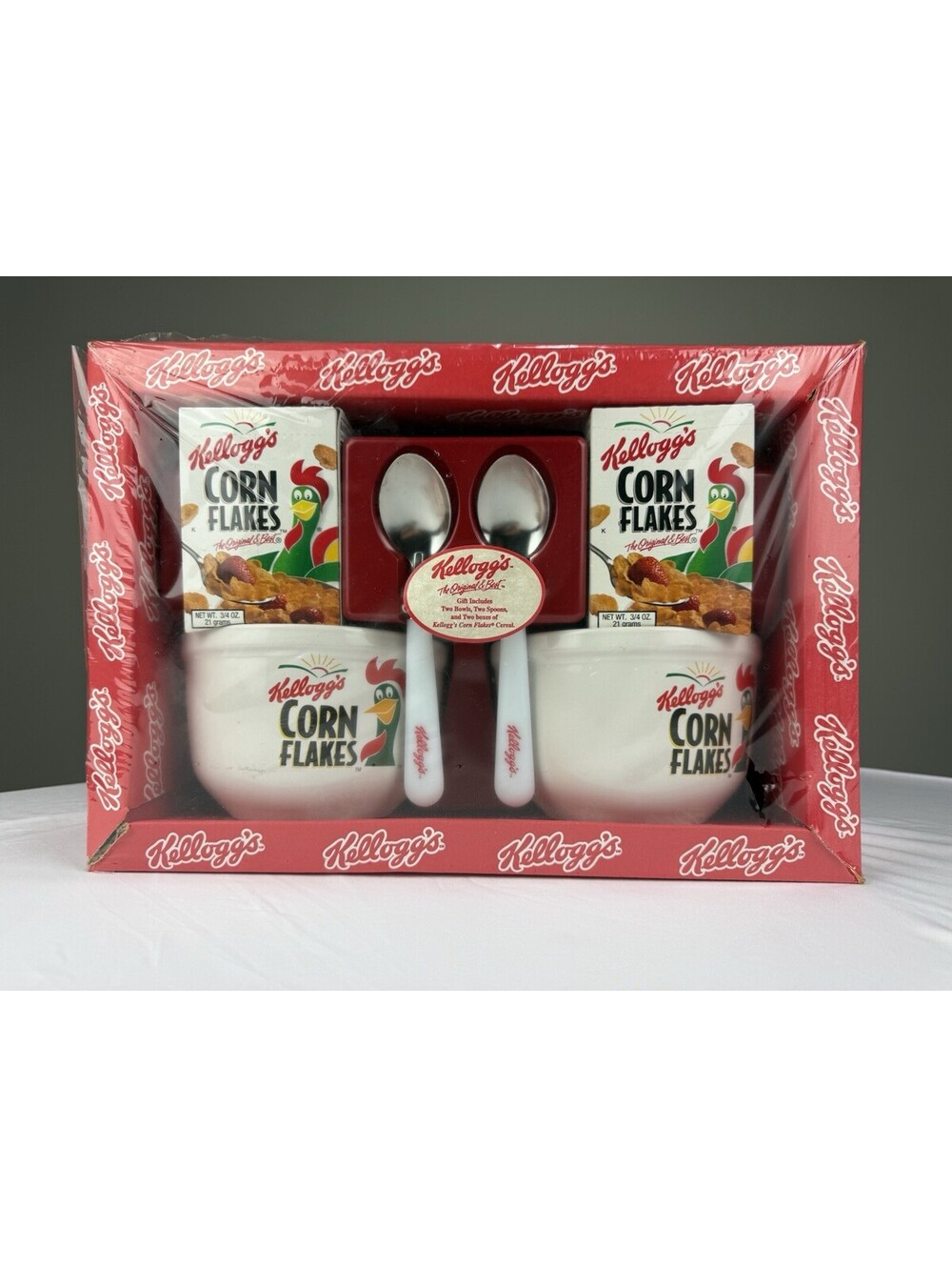 1999 Kelloggs Vintage Gift Set Classic Mascots Cereals Ceramic Bowls & Spoons